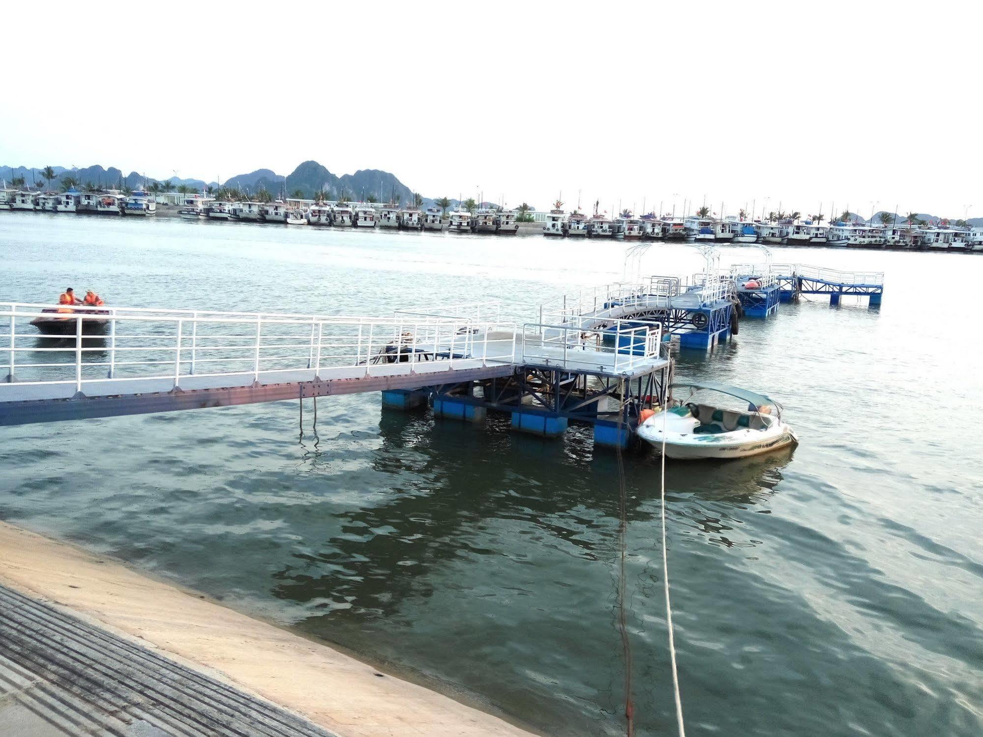 Gray Line Halong Cruise Hotel Ha Long Eksteriør billede