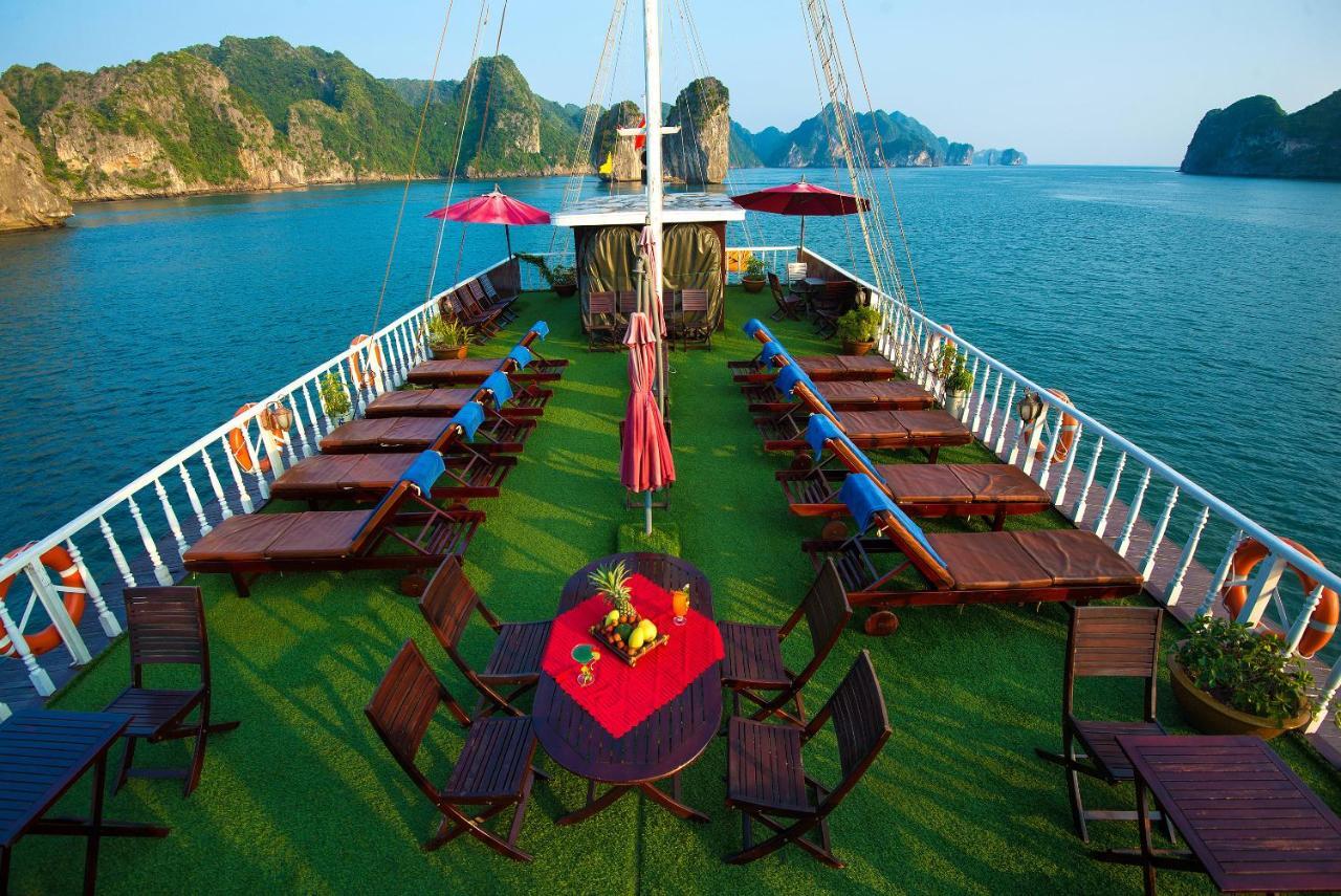 Gray Line Halong Cruise Hotel Ha Long Eksteriør billede